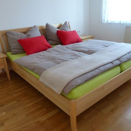 Ferienwohnung Kern Bodensdorf Quarto foto